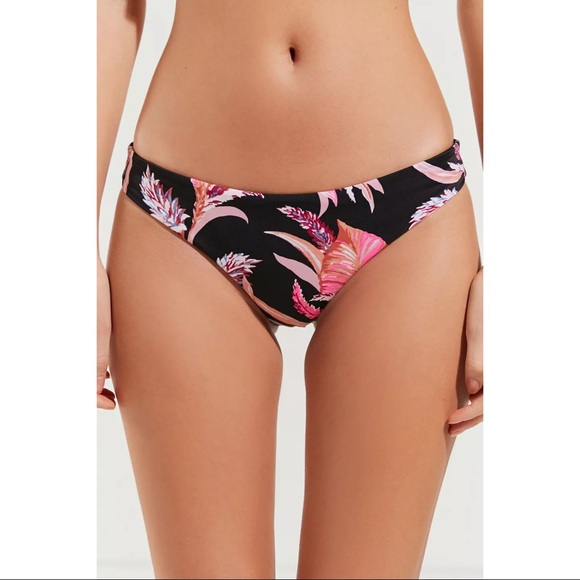 UO Tori Praver Swimwear Set - Picture 6 of 8